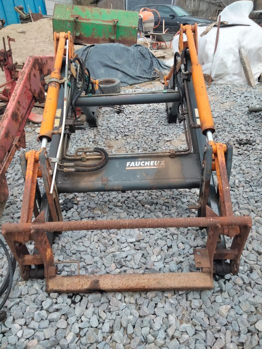 Incarcator frontal Fiat