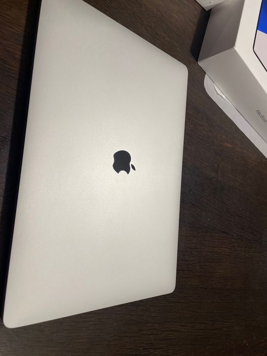 Macbook Pro 16 1TB
