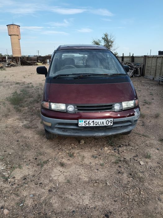 Продам Тойоту Люсиду