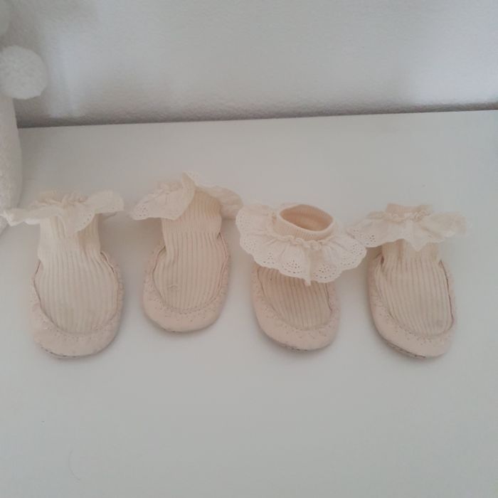 Кокетни бебешки обувки тип чорап