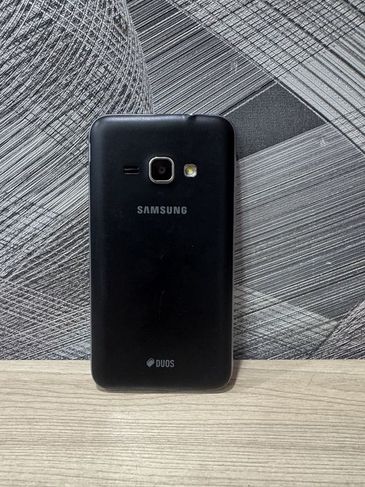 Samsung Galaxy J1 2016 Duos