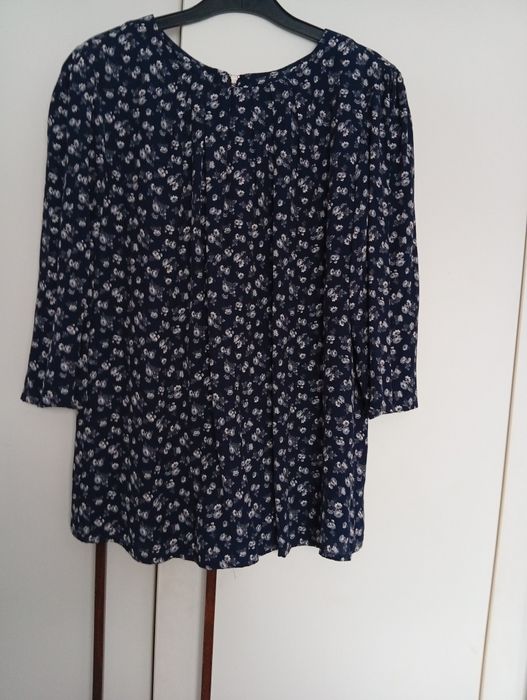 Pantaloni și bluza