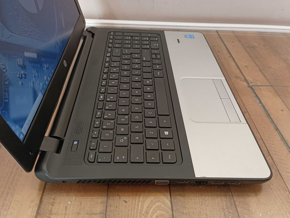 Лаптоп HP 350 G2 i7-5500U (8GB RAM  256GB SSD  нова батерия 15,6"