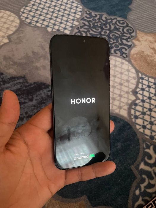 Honor x8b aybi yoq holati urtacha