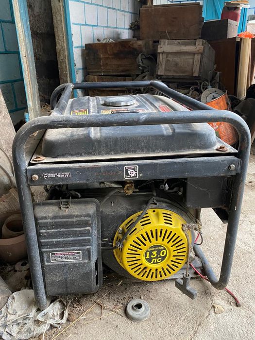 Продам Генератор