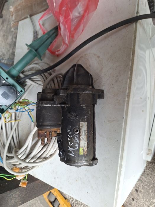 Стартер за Mercedes c-class w209