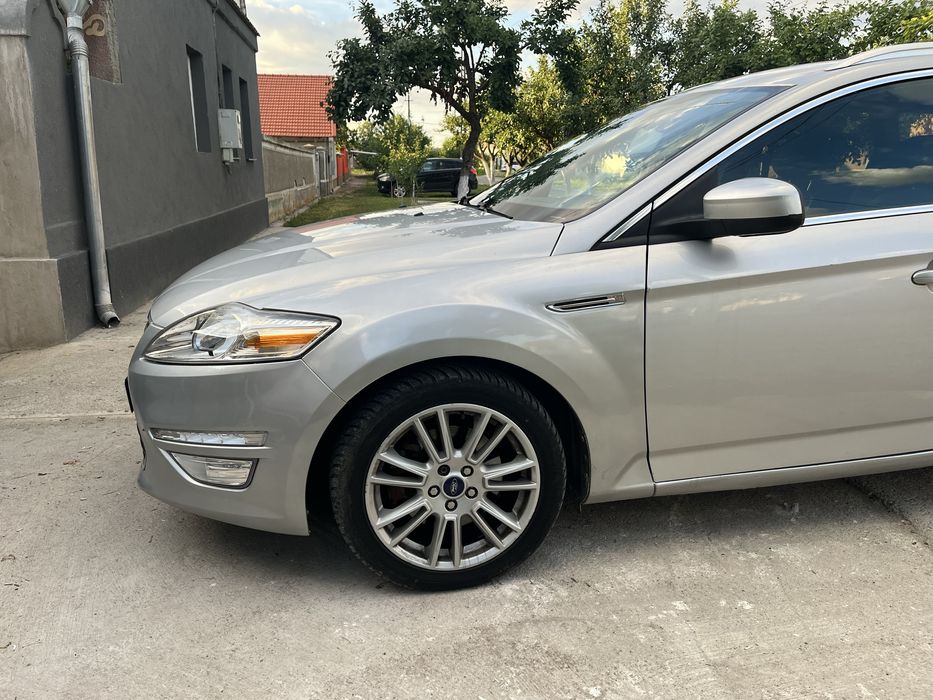 Vand Ford Mondeo 163 cp!!imprcabil recentui adus!! Cu nr rosu!!!