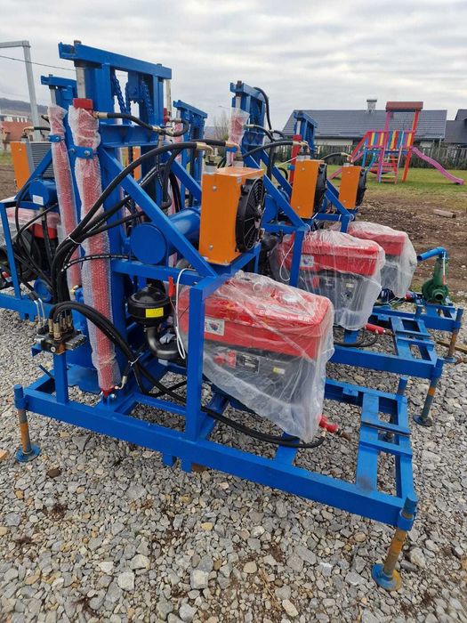 masina de foraj cu 100 metri de prajina,pompa,furtune,sape profi,factu