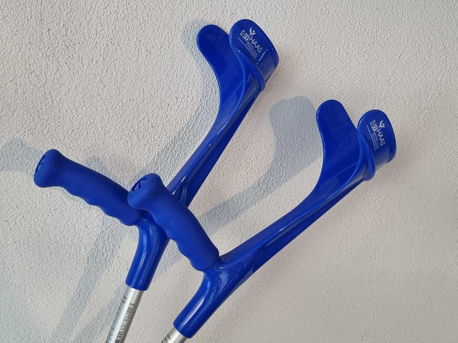 Carje reglabile antebrat, aluminiu, cu maner silicon