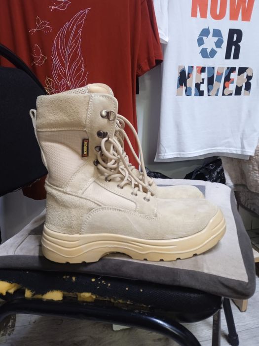 Продам берцы размер 40