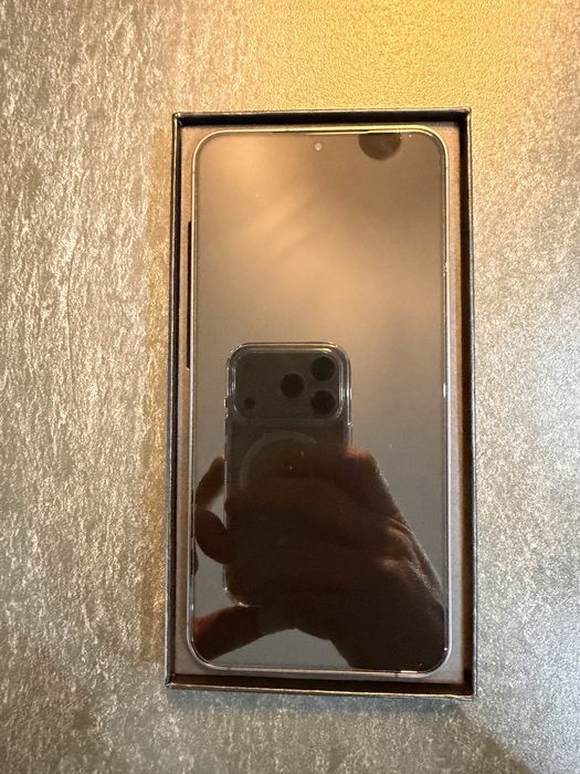 Samsung s 24 + 512  GB