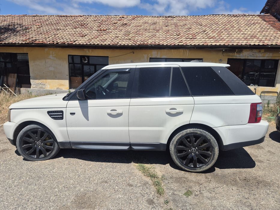 Продавам на части