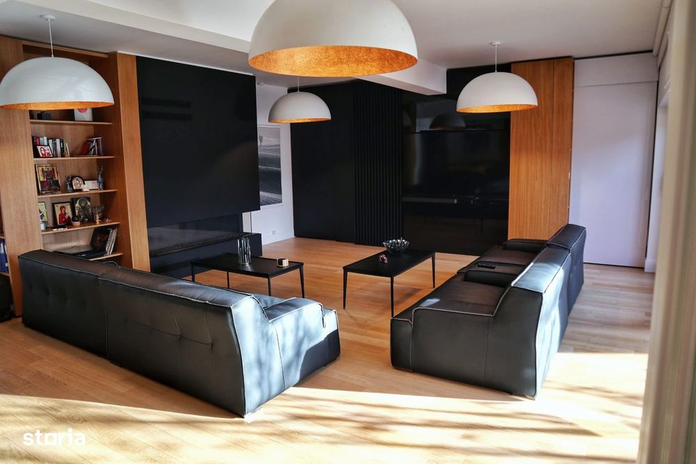 Vila Mediteraneană deosebită, amplasată într-o locație de vis, Bucium