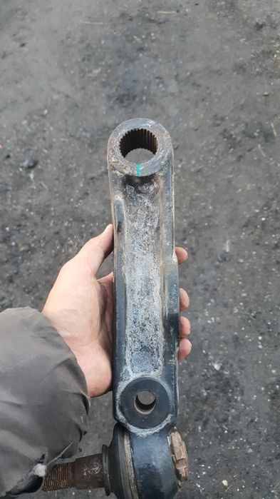 Передняя поперечная балка