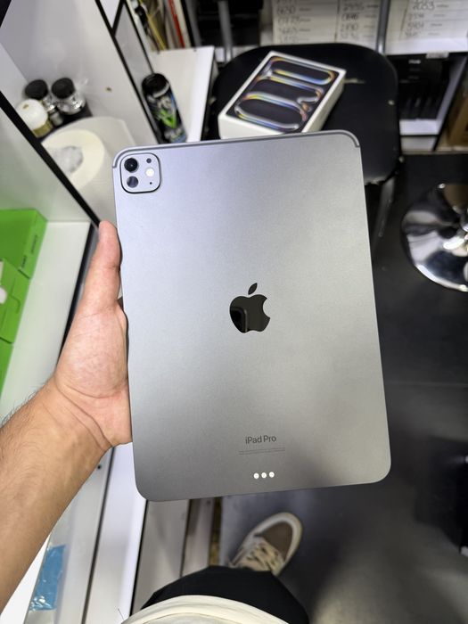 Ipad  pro m4 512