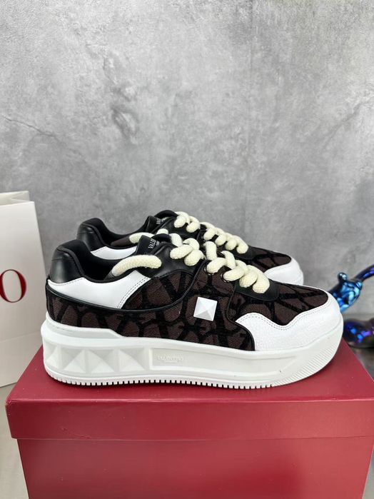 Valentino Garavani One Stud XL Toile Iconographe Low-Top Sneaker Brown/Black/White
