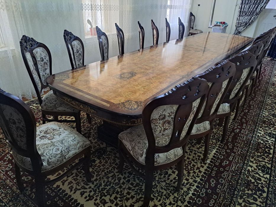 Стол стул сотилади