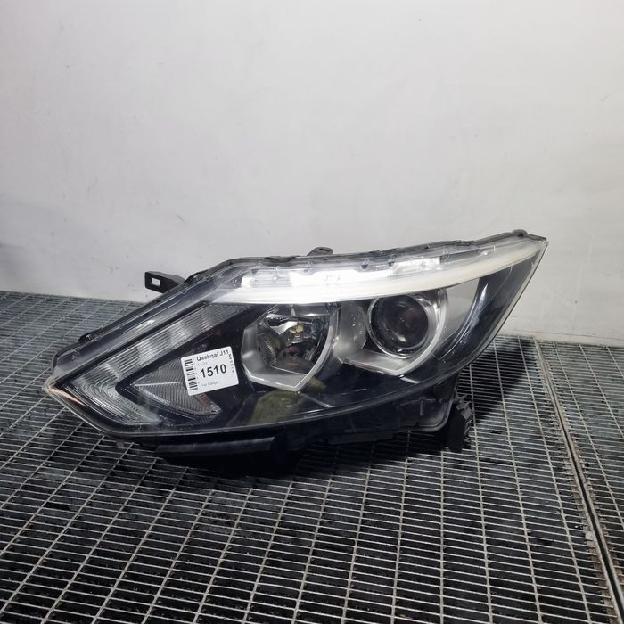 Far Stanga Nissan Qashqai J11 - SUV 4 Usi (1510) Cu lupă