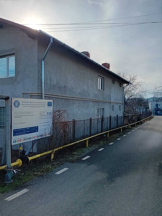 Casă de vânzare in com.Banesti.