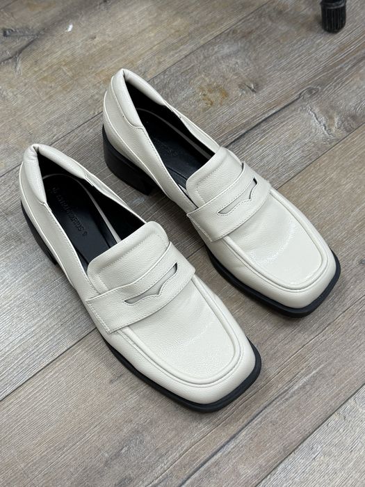 Продам лоферы Stradivarius