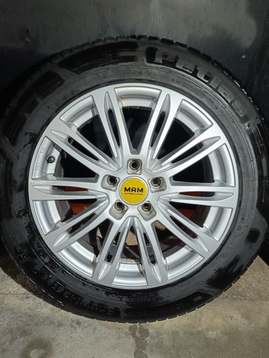 Гуми с джанти 235 55 R 17