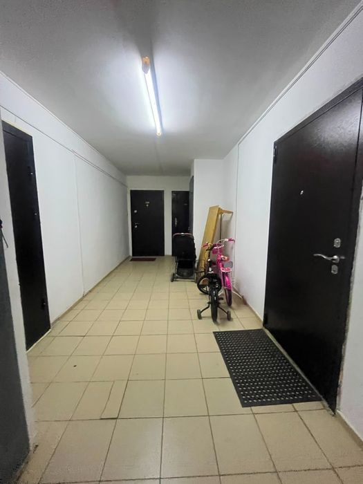 Продам 2 х кв 8/9 эт Нур сити