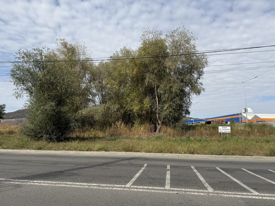 Vand teren zona Dedeman