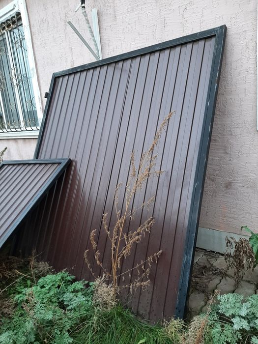 Продам ворота  2 вида