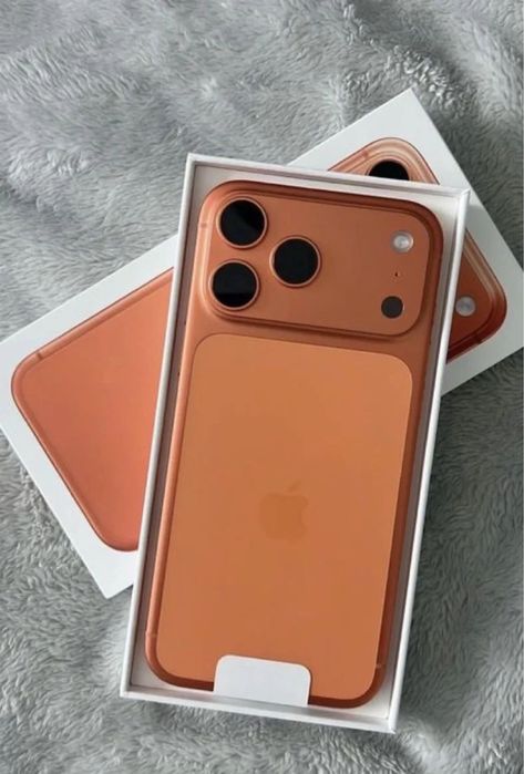 Iphone 17 pro 256gb в идеале