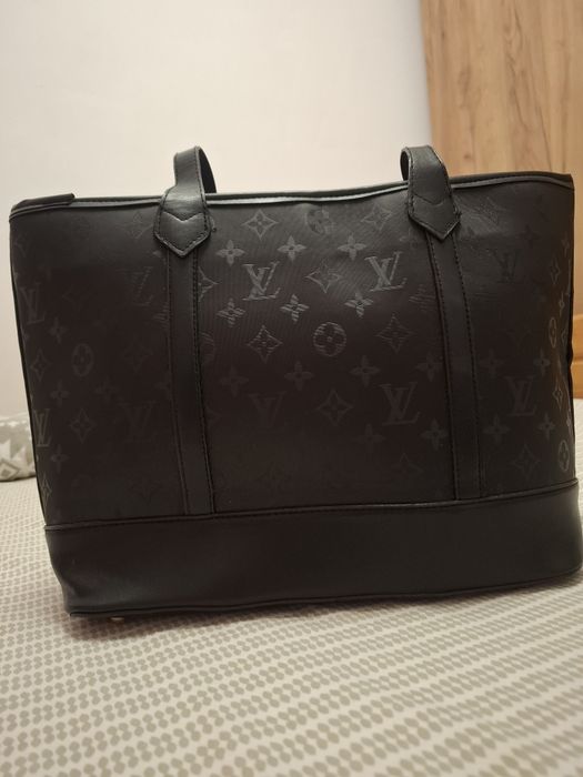 Louis Vuitton Handbag