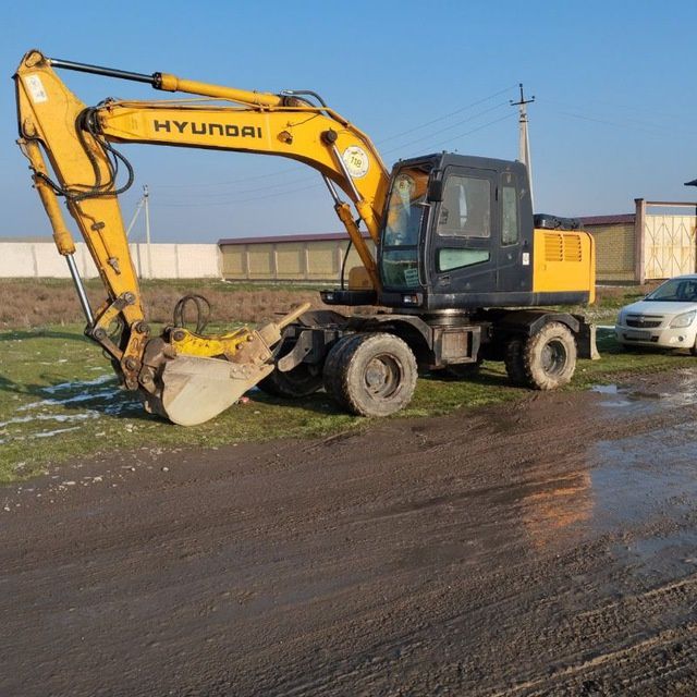 Ekskavator xizmatlar gidromolit bor