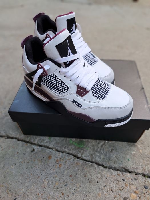Jordan retro 4 PSG