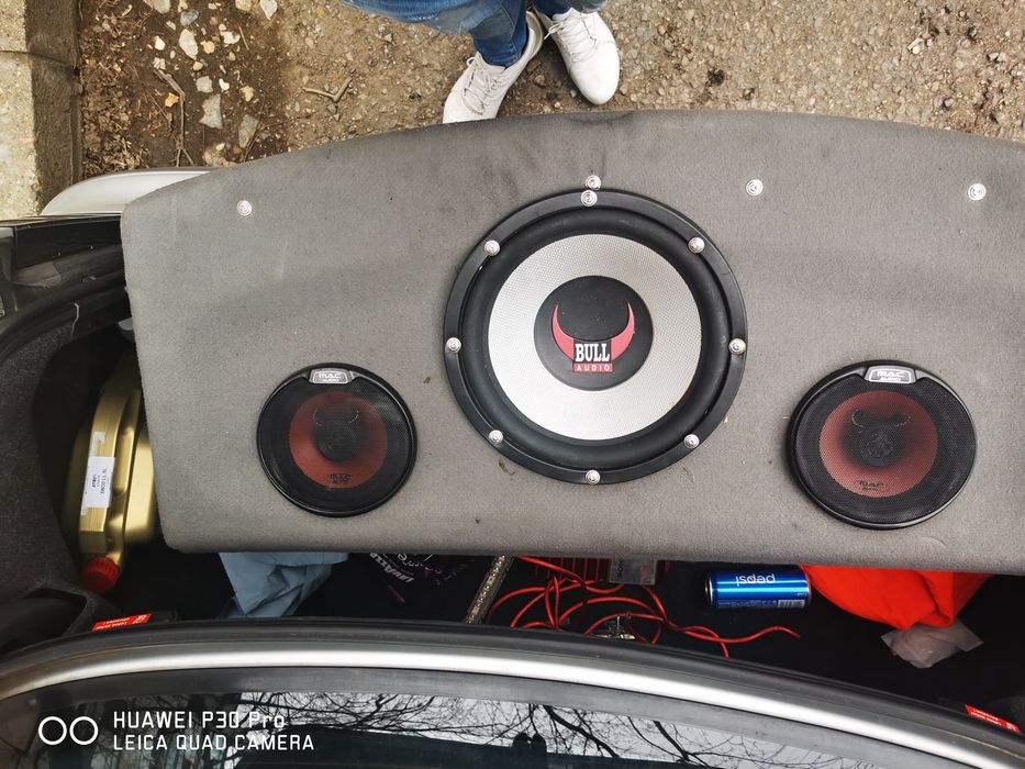 Усилвател и говорители