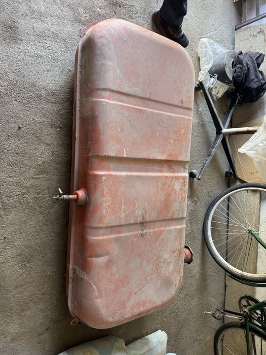 Продам бак емкость 250 литров