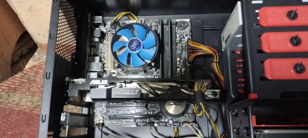 Продам ПК на запчасти