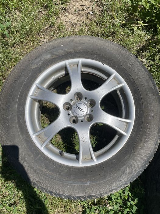 Гуми с джанти 17 5х114.3