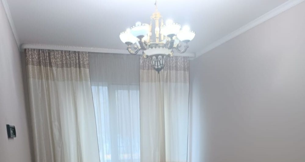 Продам люстру. Срочно