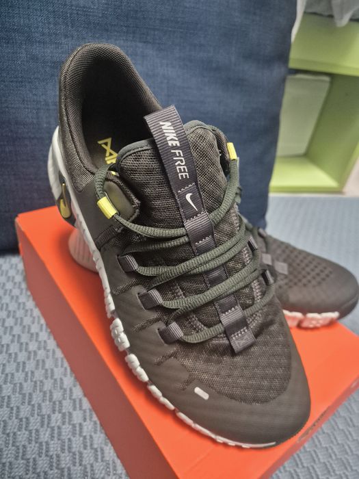 Adidas nike Metcon 5