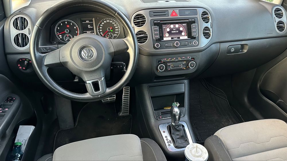VOLKSWAGEN Golf 2012 — imagine 5