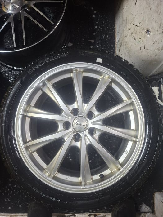 Продам диски с резиной 5×100