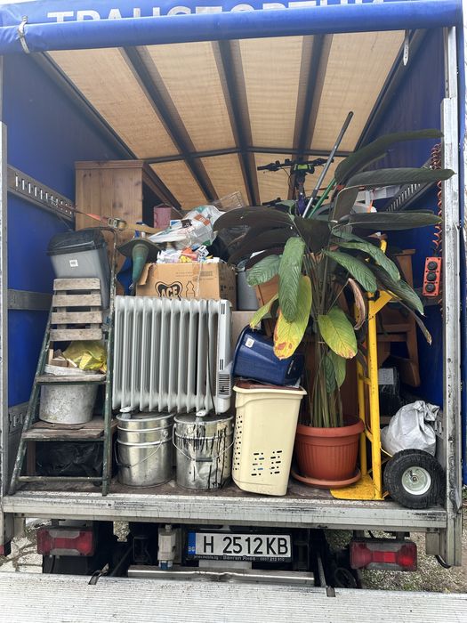 Транспорт с бус София – свободен днес