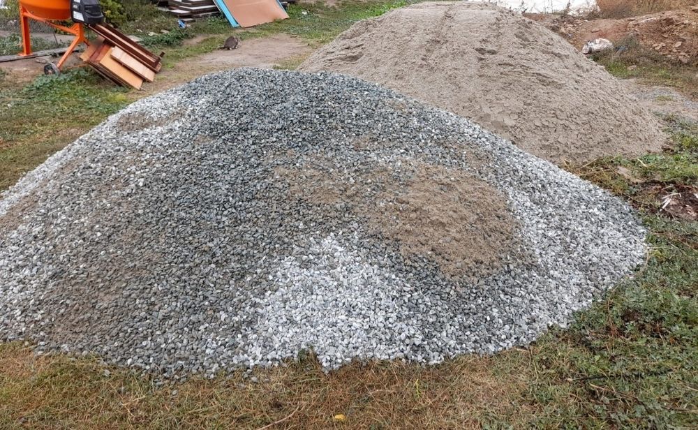 Nisip, piatra, Balastru amestec pentru beton