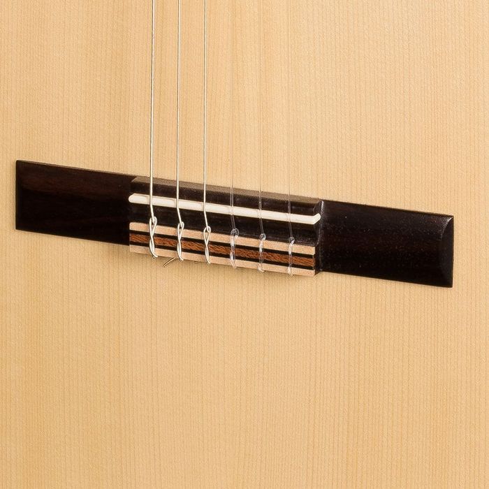 Класическа китара Hora SM35 (N1116CTW)