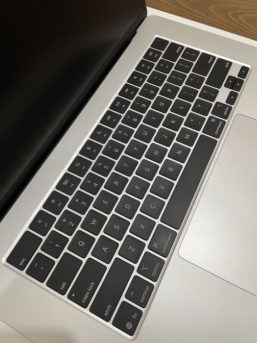 MacBook Air 15 2025