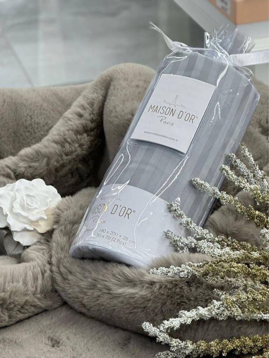 Простыни на резинке Maison Dor