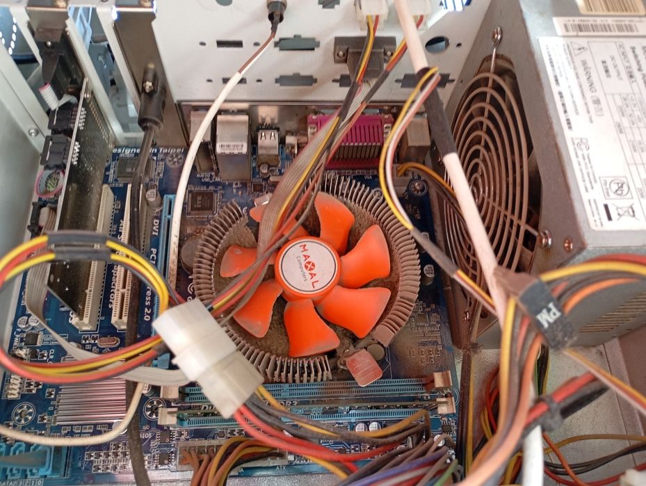 Платежный терминал Qiwi