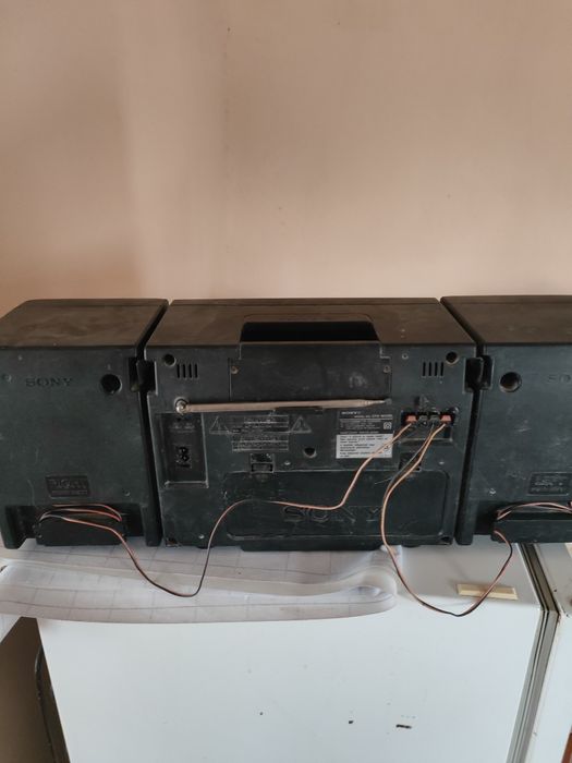 Кассетный магнитофон Sony