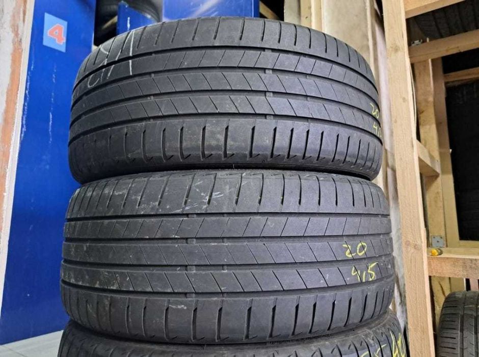 * 4 anvelope 225/40 R19 Bridgestone