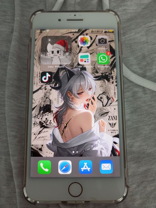 Айфон 7+ розовый обмен