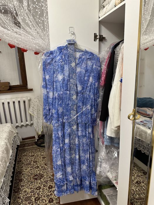 Вечерняя длинная платье